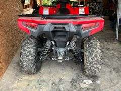 Tracker Off-Road 570 4-wheeler, hours unknown