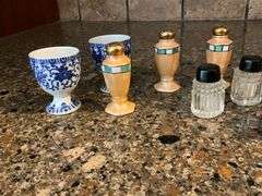 China pieces, salt cellars, salt and pepper shakers, egg cups