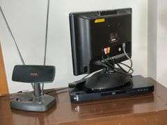 Auvio 19" flatscreen TV with dock for iPod, Radio Shack antenna, Roku