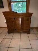 Ethan Allen dry sink with copper insert