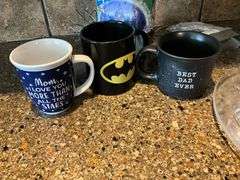 Kitchen linens, potholders