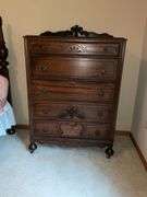 Antique five-drawer chest of drawers, beautiful piece
