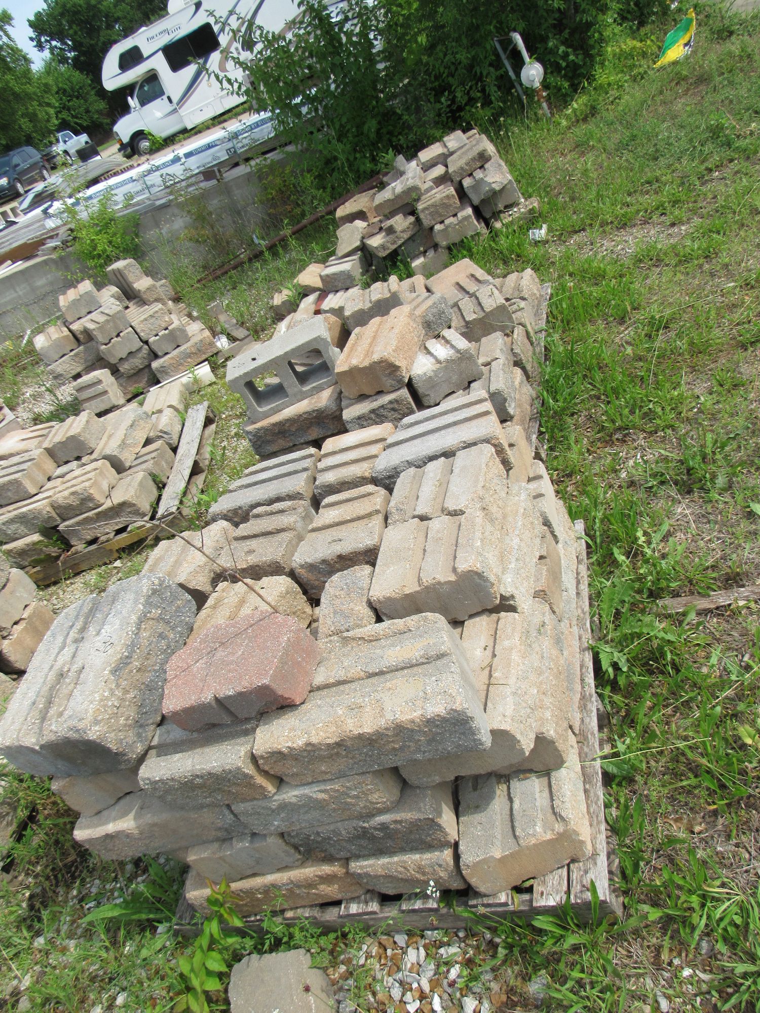 Lot image 1