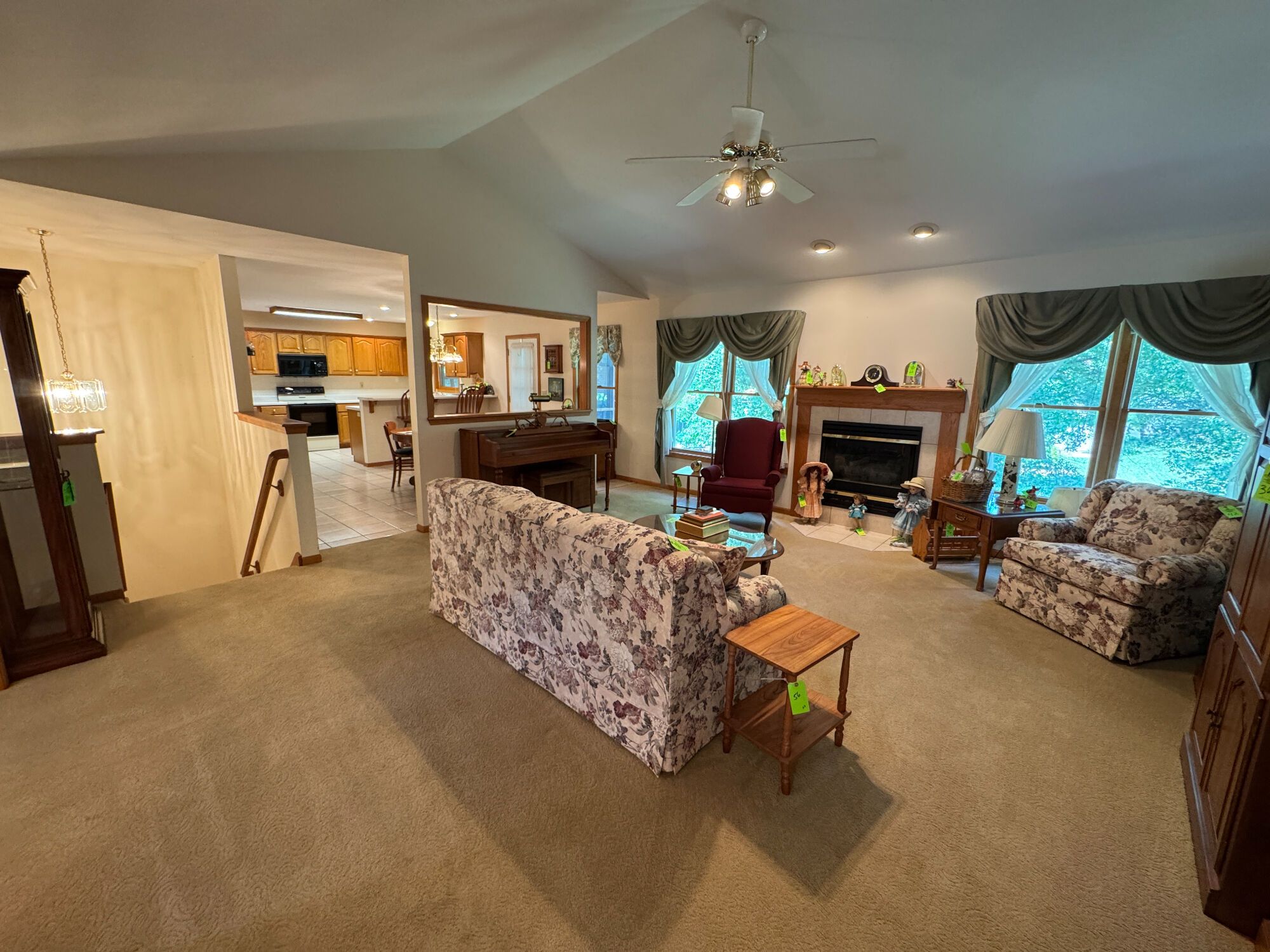 Lot image 8