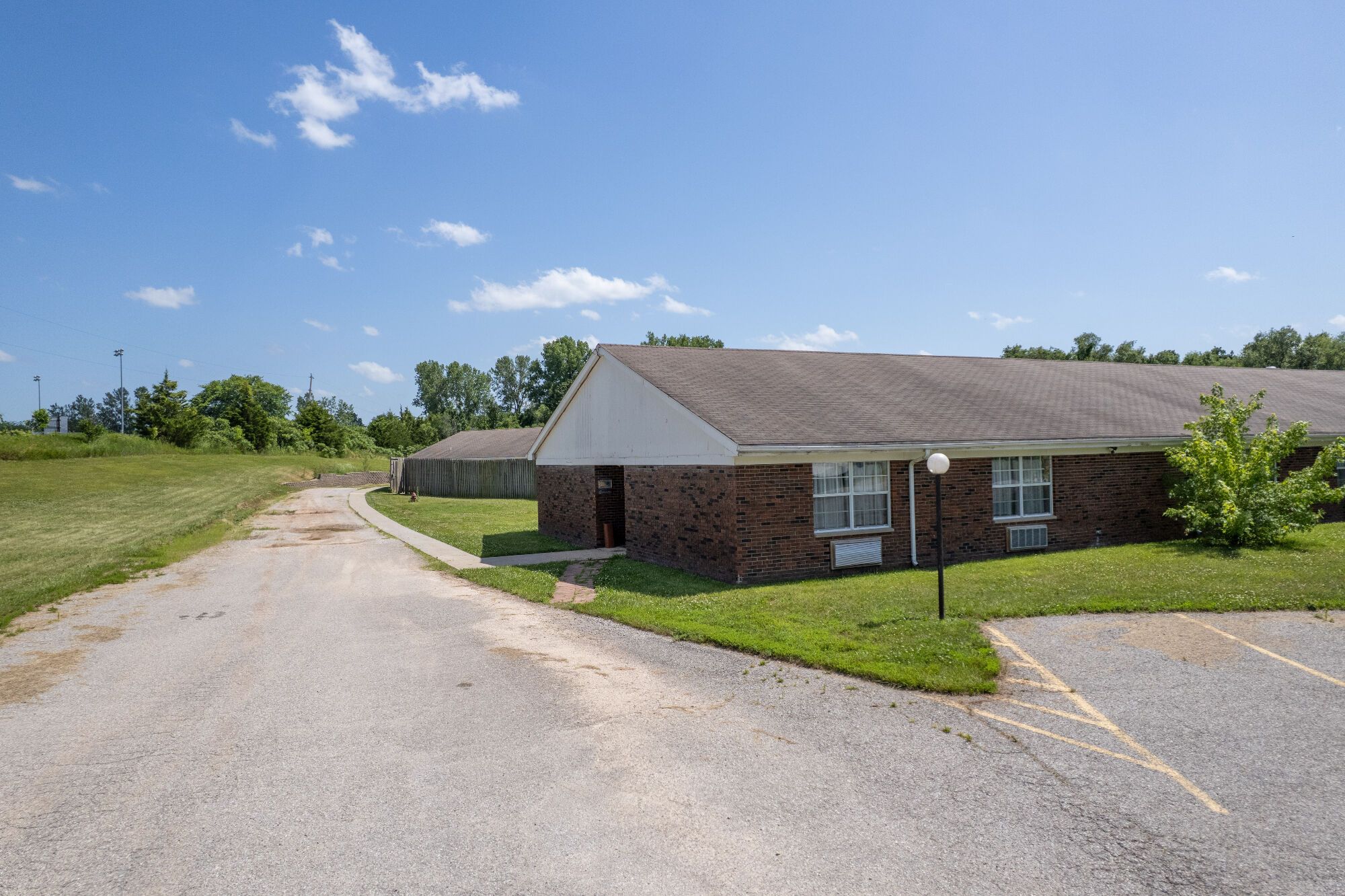Lot image 85