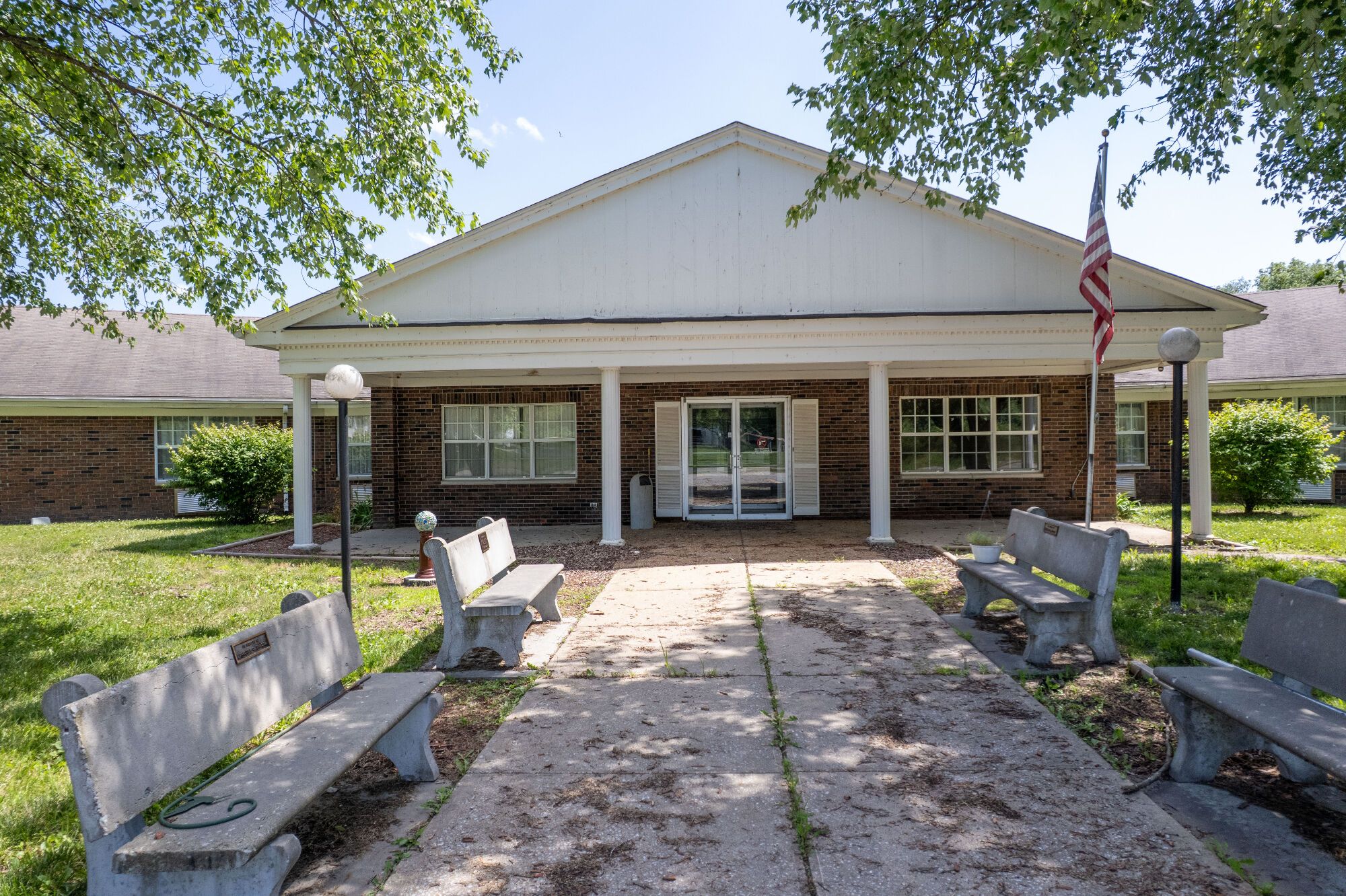 Lot image 81