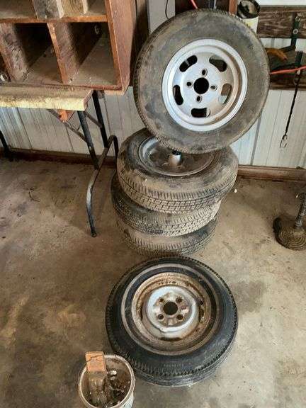 4 aluminum 13" 4-hole wheels image
