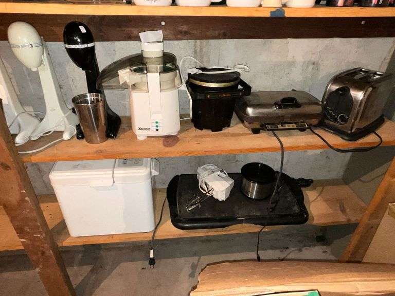 Small kitchen appliances image