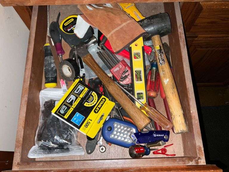 Assorted tools image
