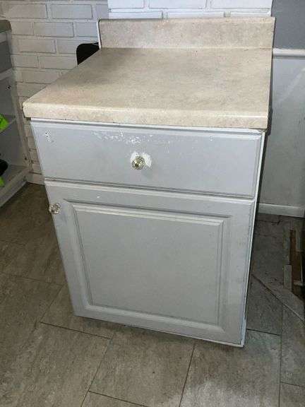 Base cabinet image