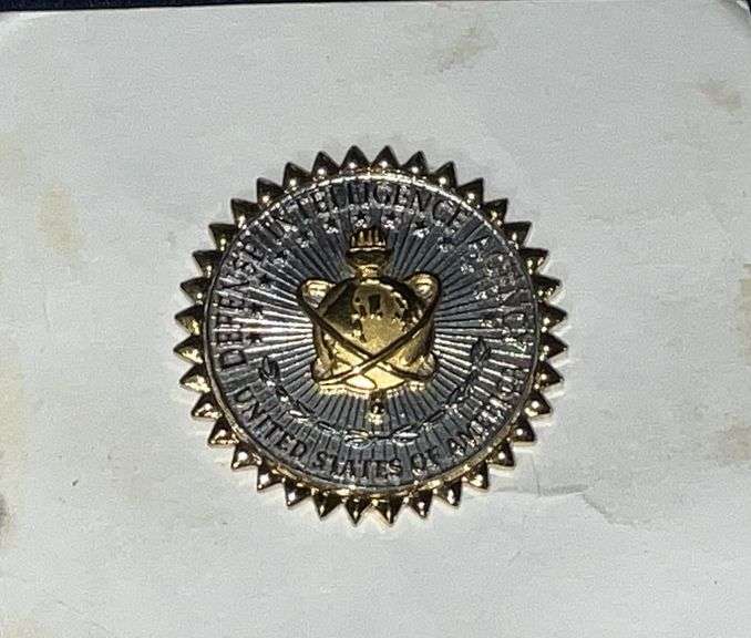 USA Defense Intelligence Agency pin image