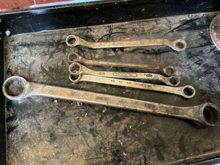 Box end wrenches up to 1 7/16". image