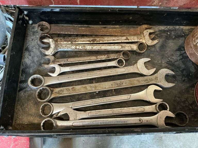Combination wrenches up to 1 1/4" image