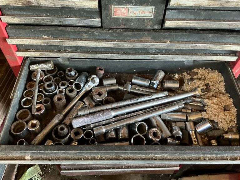 Assorted 1/2" drive sockets, breaker bars, extensions image