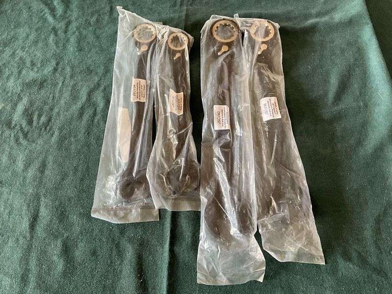 4 Ratcheting wrenches with spline heads image