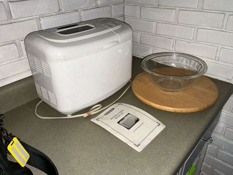 Breadman bread maker image