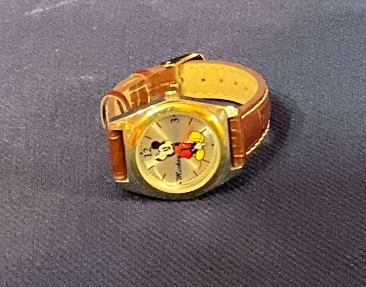 Mickey Mouse watch MCK613 by MZB image