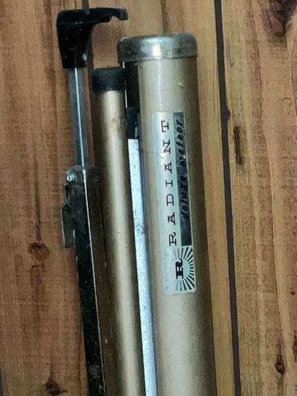 Argus super eight projector and screen