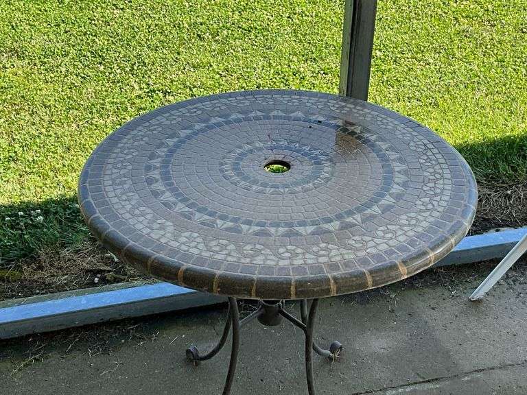 Patio table, 30" W