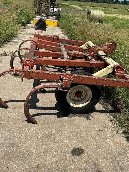 Kraus field cultivator, 3-point hitch, 9' W image