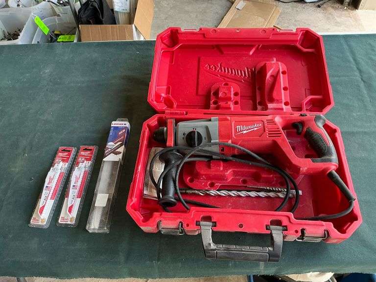 Milwaukee SDS+ rotary hammer image