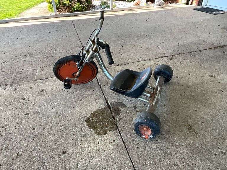 Razor Scream Machine