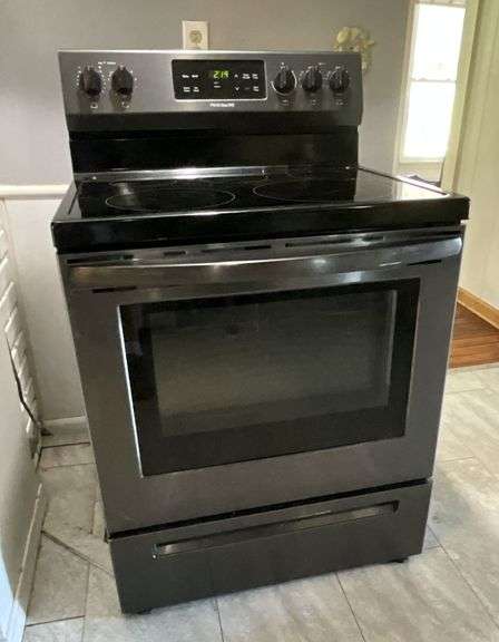 Frigidaire glass top range, Model LFEFS054TDE image