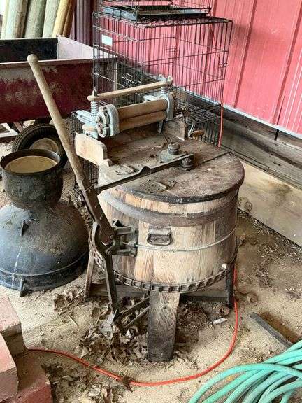 Vintage washing machine wringer, agitator image