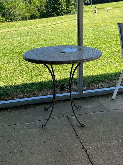 Patio table, 30" W image