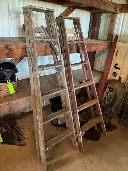 2 wooden 6' step ladders image