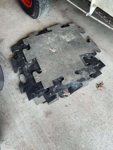 7 rubber mats image