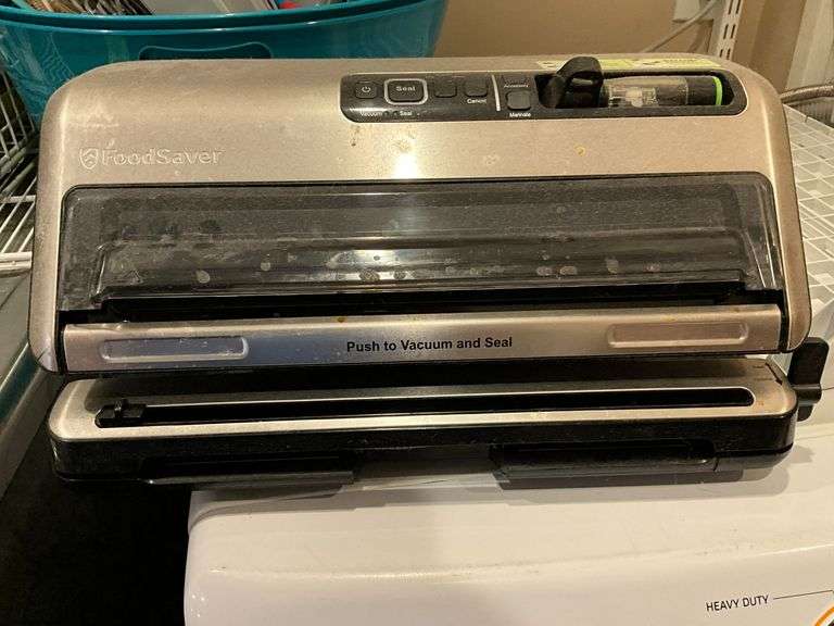 FoodSaver vacuum sealer image