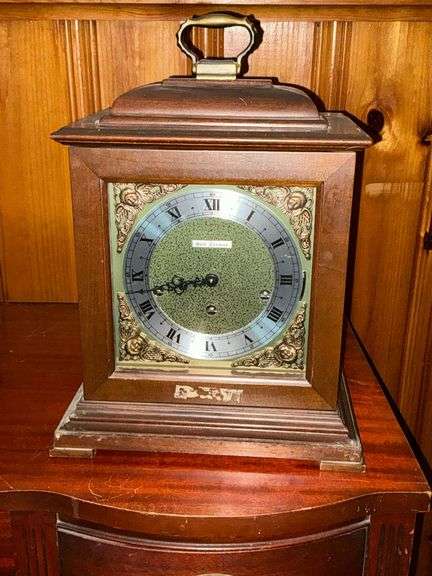 Seth Thomas Legacy clock with key, Model 1314 image