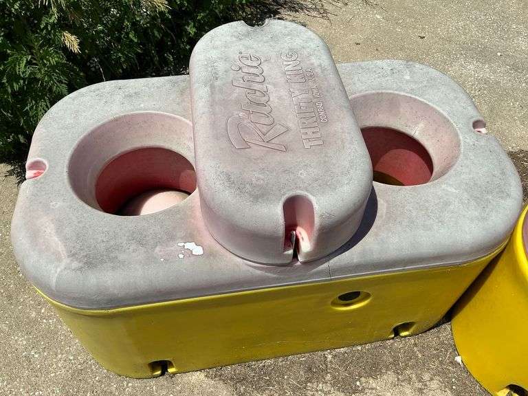 Ritchie Thrifty King automatic waterer image