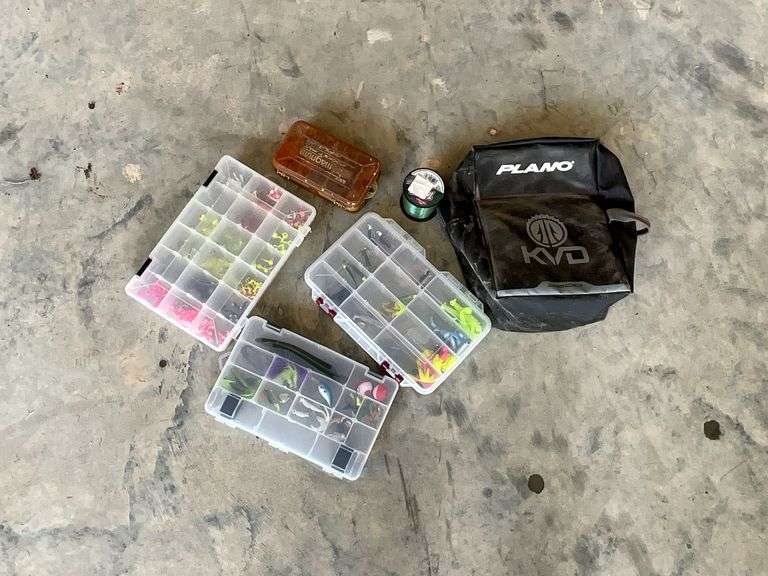 Plano tackle box image