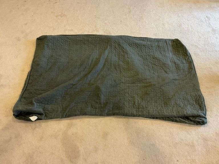 Weighted Blanket 48" x 72", 12 lbs. image