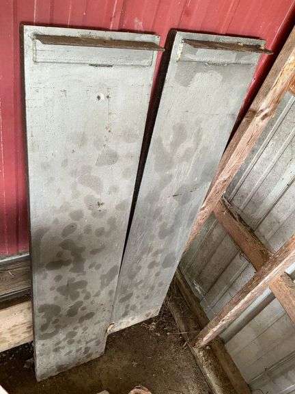 Steel ramp, 3/16" plate steel image