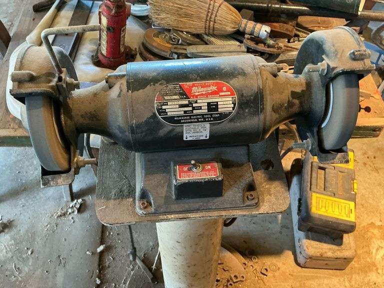 Milwaukee 6" bench grinder, 1/3 hp, needs cord image