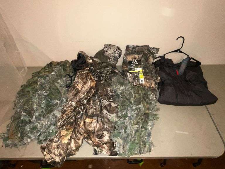 RedHead camo size small jacket, Real Tree boys 14-16 XL pants NEW image