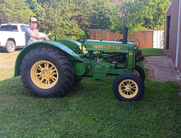 1936 John Deere AR Tractor image