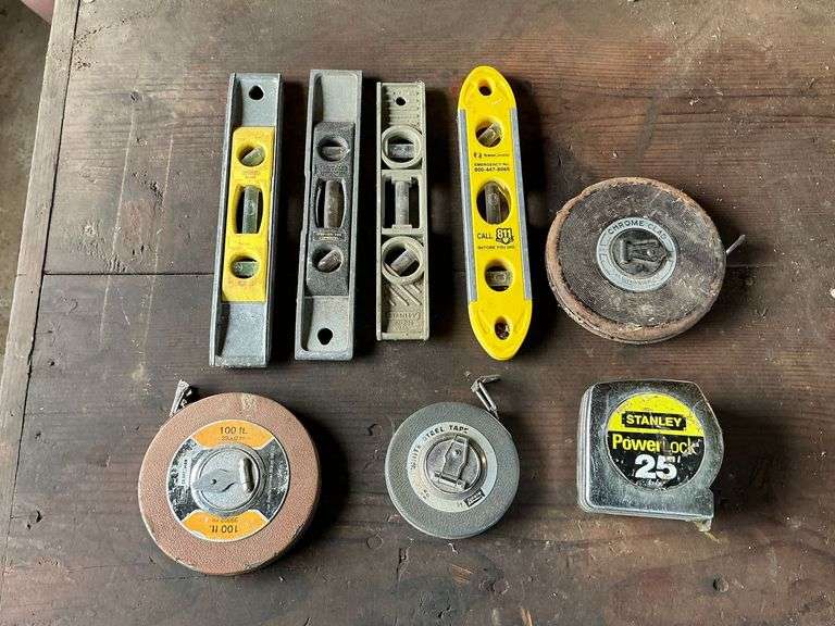 Tape measures, 25' Stanley, Craftsman 100' and others. image