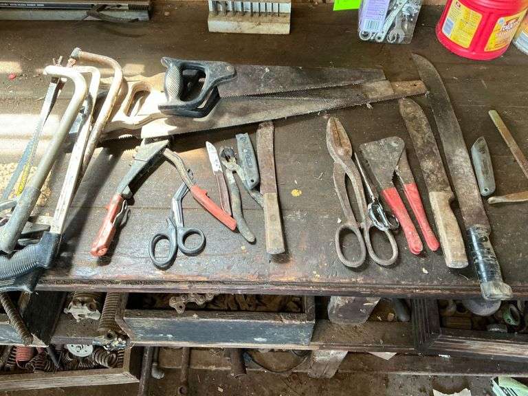 Hack saws, hand saws, machete image