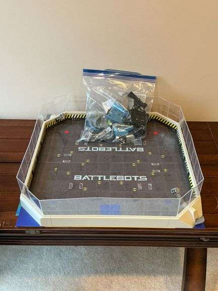Battle Bots with Hex Bugs image
