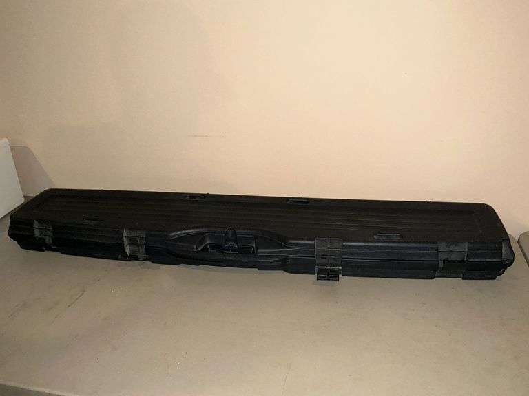 Pillar lock hard plastic gun case image