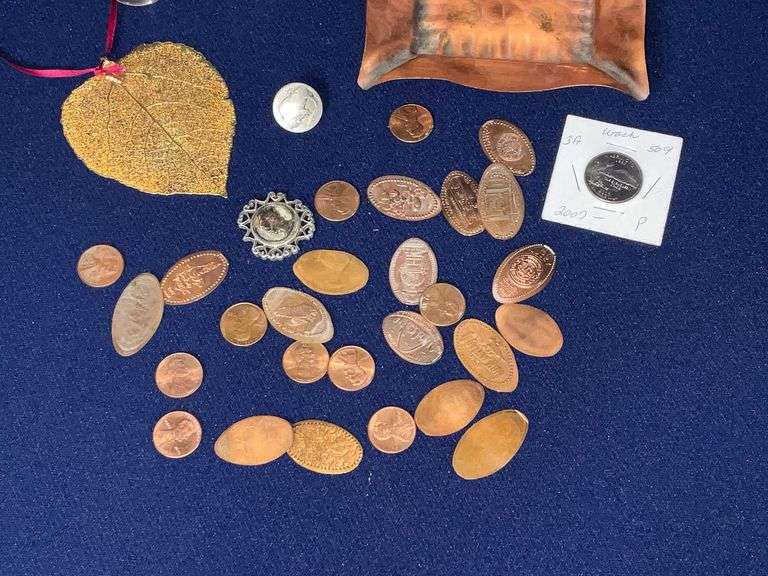 Gregorian copper ashtray, smashed souvenir pennies image