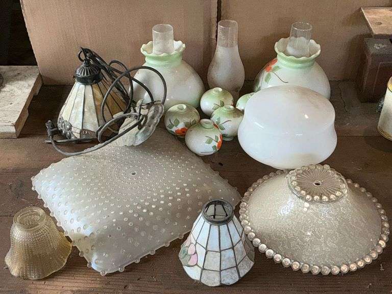 Light fixtures, lamp shades, globes, etc. image