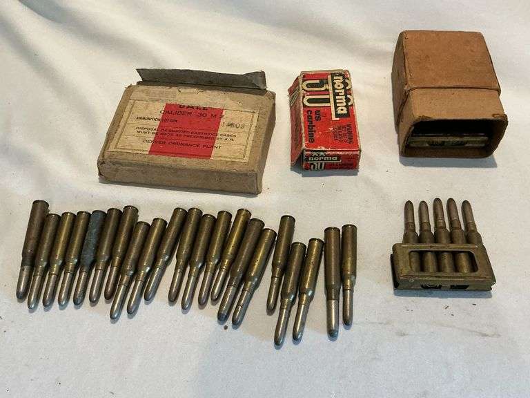 Vintage military rifle ammo image