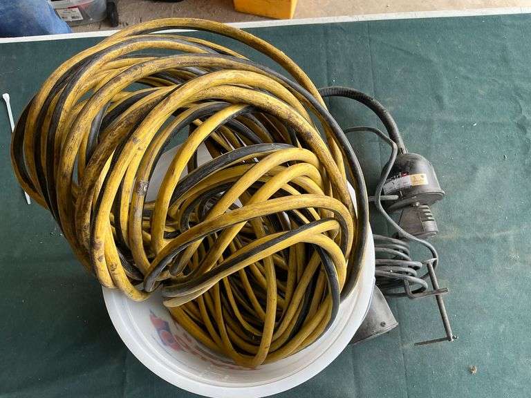 Extension cord heavy duty, AWG 12 image