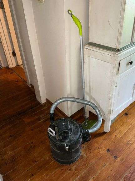 Res Stone ash vacuum image