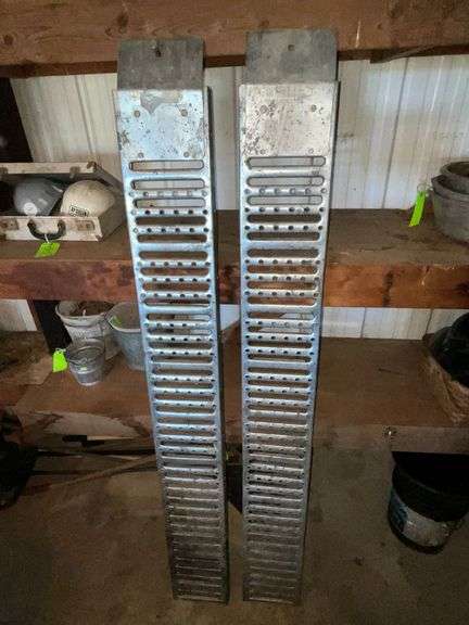 (2) 6' aluminum ramps image